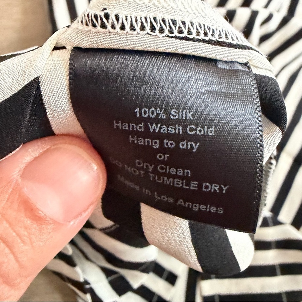 NWT IMRIE Black and White Striped Women's Skirt 100% Silk Size XS - Picture 10 of 10